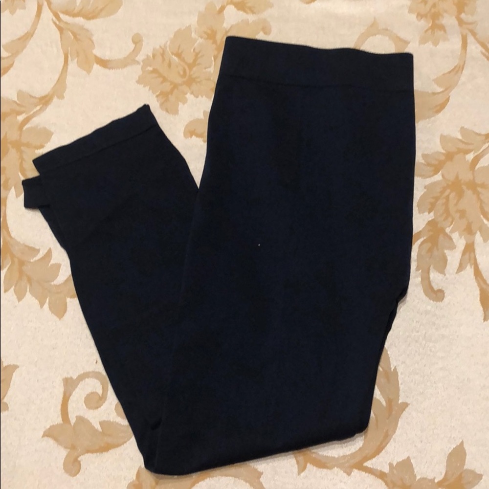 F21 • navy blue crop 3/4 length leggings